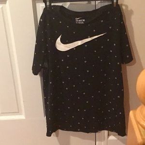 A black Nike t shirt